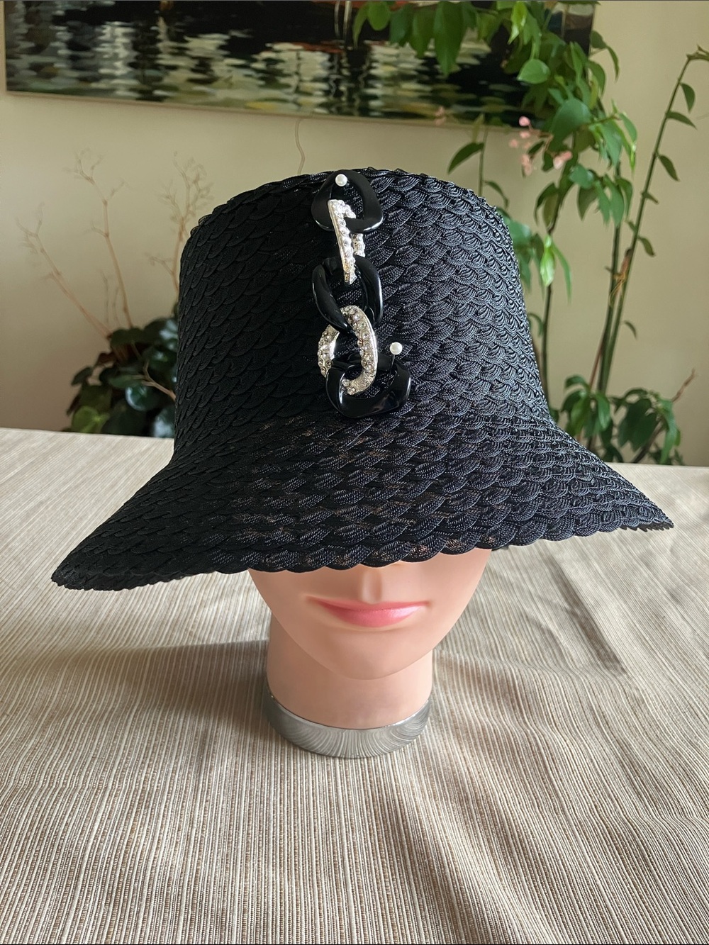 Chic Black Bucket Hat With Chain-Rhinestone Accent